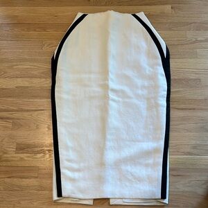 Elegant White and Black Pencil Skirt